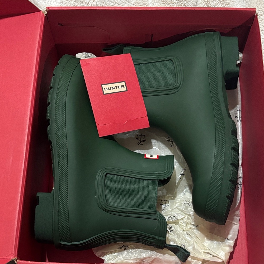 Hunter Dark Green Chelsea Boots